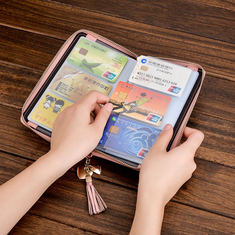 Women's RFID-Blocking Cowhide Card Holder with Zipper and Anti-Demagnetization for Credit Cards and Driver's License