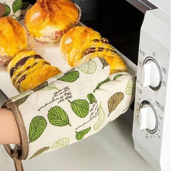 2Pcs Insulated Gloves Heat Resistant Oven Mitts with Hanging Loop Kitchen Gloves for Carrying Casseroles Microwave Bowls Baking Sheets Pot Holders