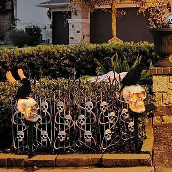 Horror Themed Yard Landscape Ornaments LED Solar Crow Skull Light, Waterproof Halloween Pathway Gothic Decorative Stakes for Flowerbeds on Skeleton