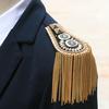 1 Stück Metallquaste Epaulette Retro Gliederkette Blazer Epaulette Punk Schulterepaulette für Herren Damen Jacken Uniformen Party Kostüm Zubehör