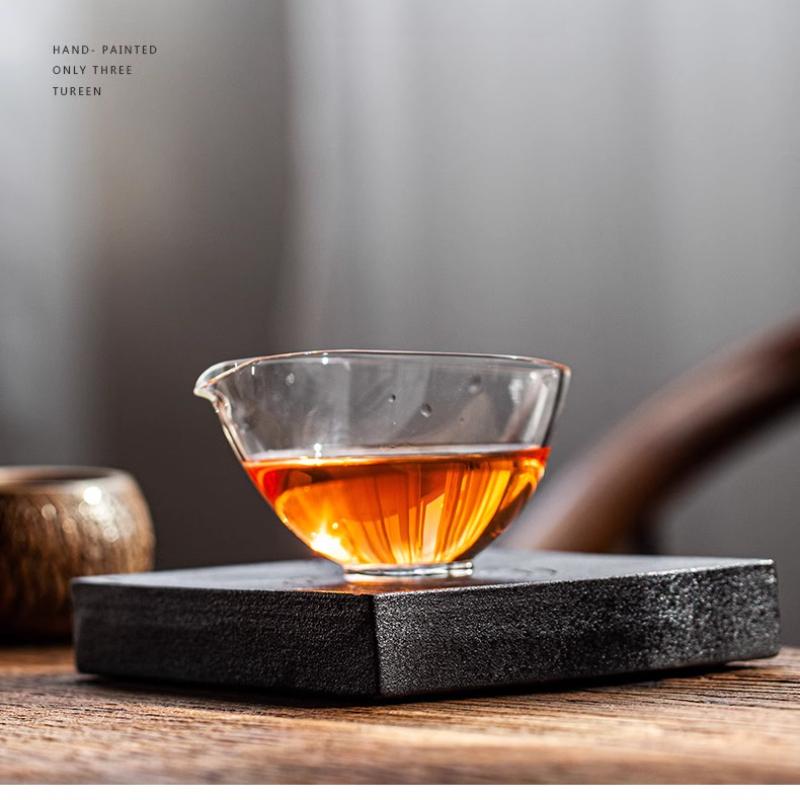 Kung Fu Tea Set Heat-resistant Glass Tea Sea Fairway Cups for Home Use Single Hand-held Tea Dispenser Male Cups