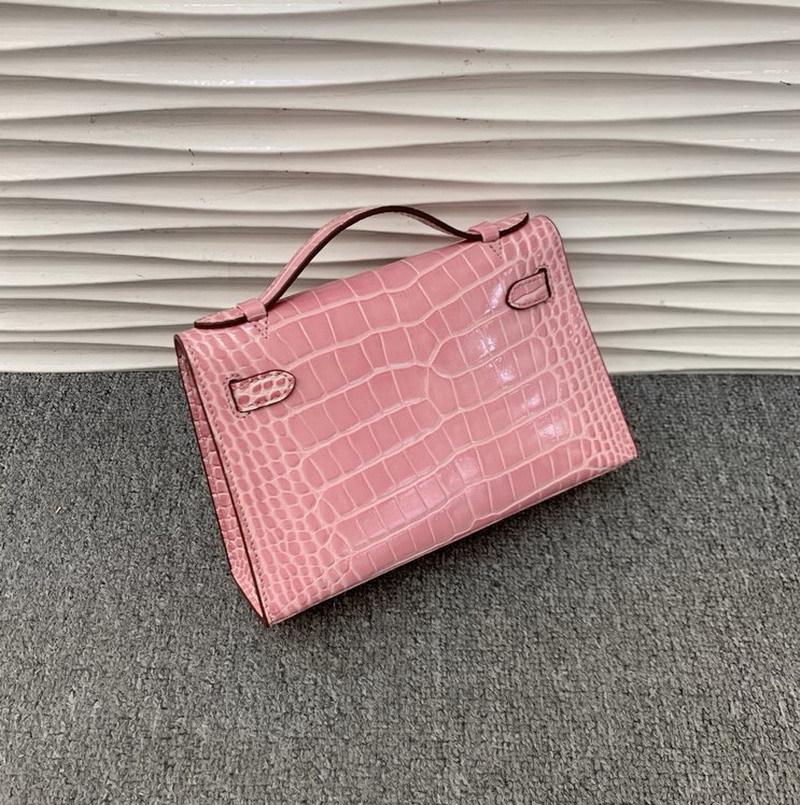 2025 Новая кожаная женская сумка с тиснением под крокодила сумка поколения высококлассная цепочка портативная на плечо сумка-мессенджер трансграничная about 22 14 8CM in length with chain 9098₽