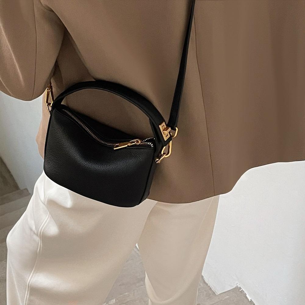1Pc Niche Design Lunch Box Bag Cloud Bag Simple Retro Portable Small Bag Crossbody Small Bag Pu Soft Leather Small Square Bag