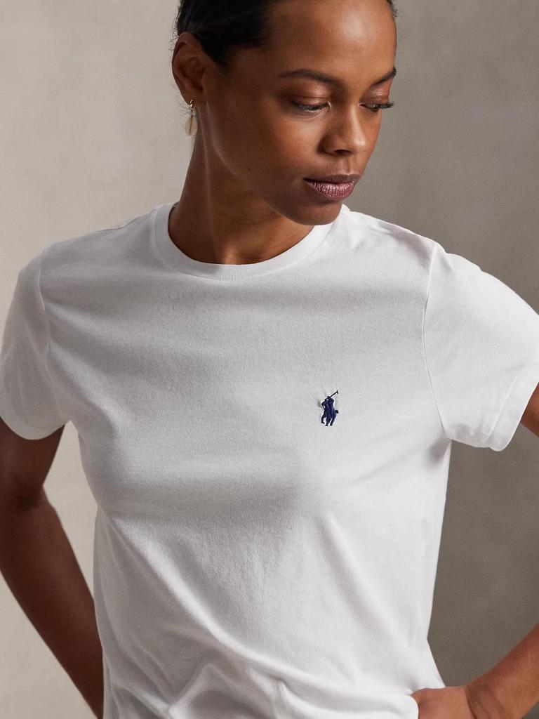 2026 Yaz Kadın Klasik Tarz At Nakışlı Pamuklu Tişört – Günlük & Çok Yönlü