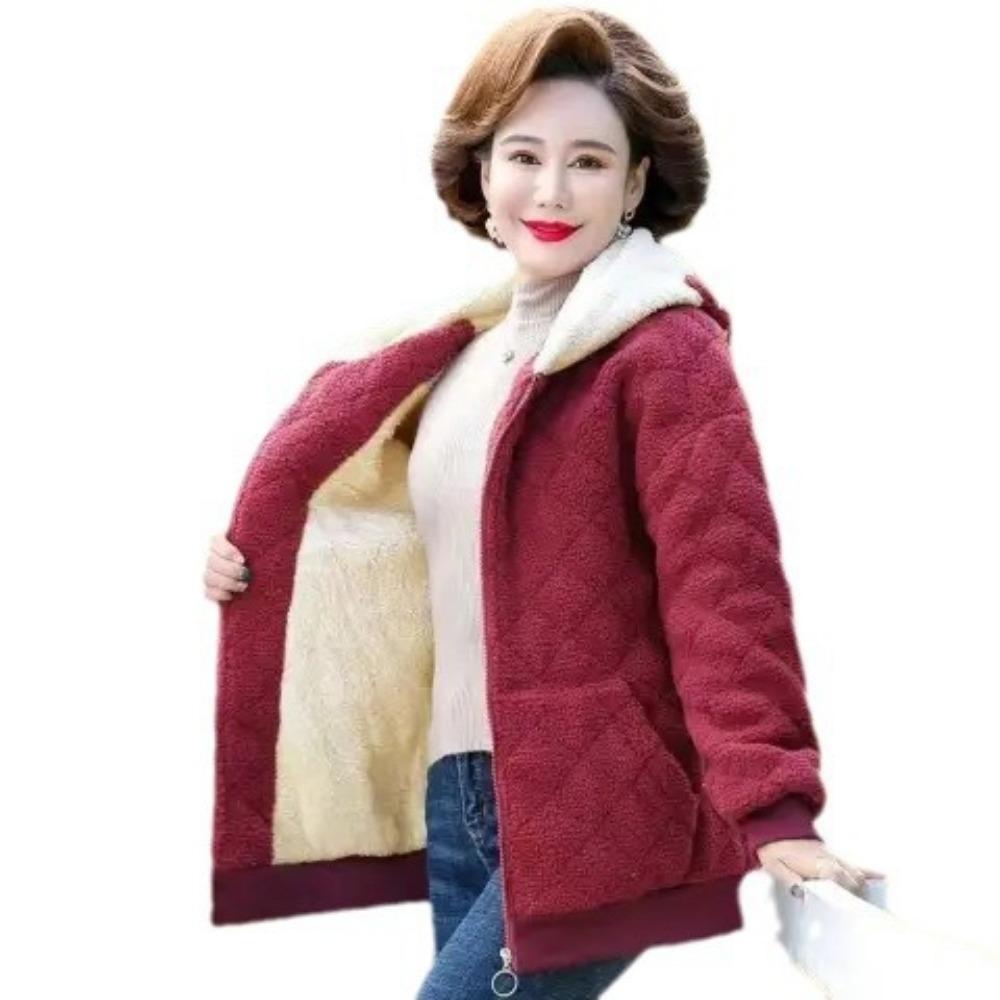 Осенне-зимняя куртка из овечьей шерсти для женщин среднего возраста — фото 4