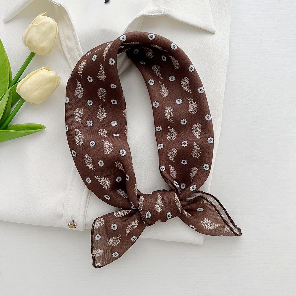 Spring and summer literary and retro cashew nut floral cotton and linen small square scarf, women use versatile neck scarf to tie hair silk scarf
