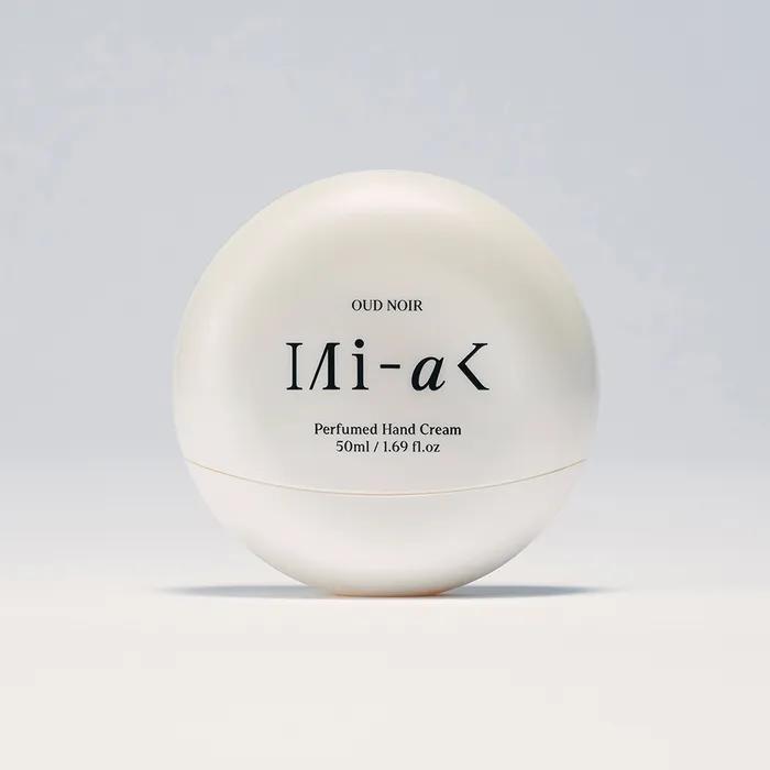 

Эстетичный парфюмированный крем для рук Eau de Noir 50 мл