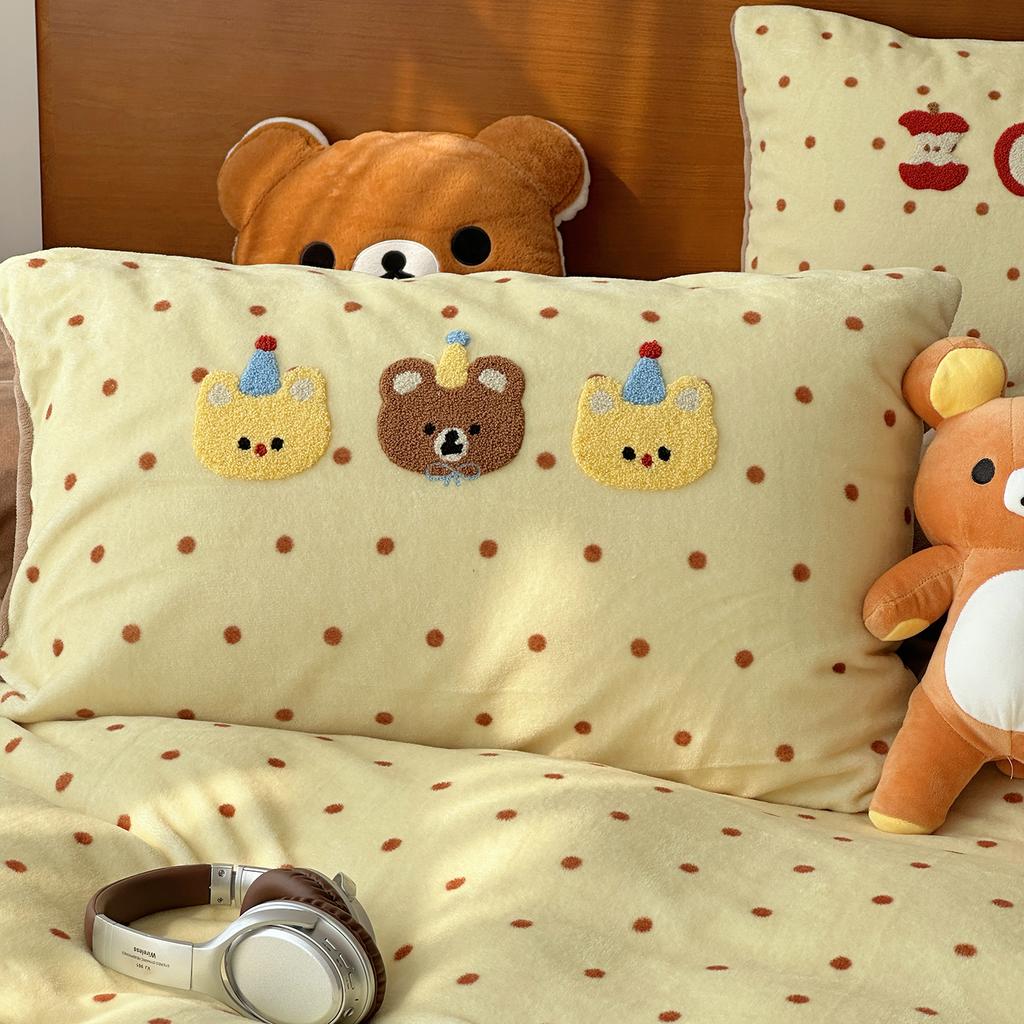 Kawaii Bear Embroidered Winter Bedding Set Thickened Warm Milk Velvet Duvet Cover Set with Sheets Soft Flannel Quilt Cover Kit