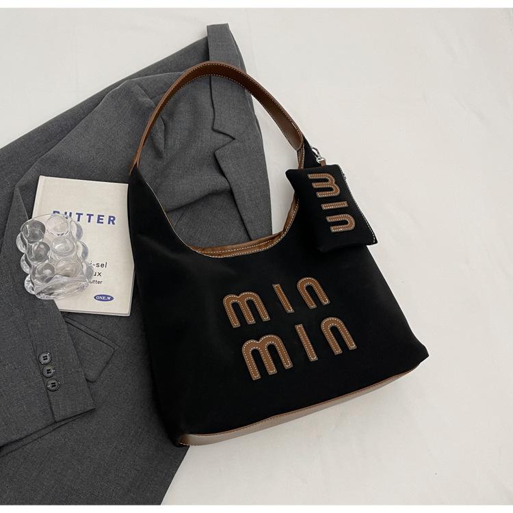 2025 New Trendy Retro Large-capacity Bag Women's Fashion Foreign Versatile Shoulder Bag Commuter Tote Bag