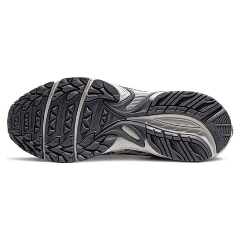 Asics Gel-Kahana Gray Sneakers 1203A390-021