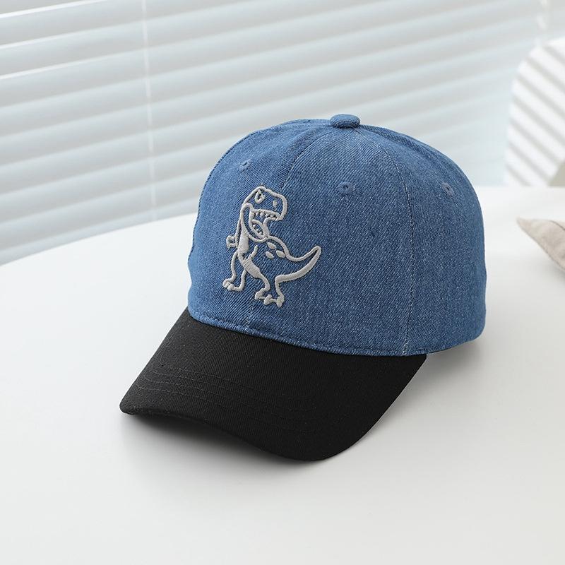 Boné de Baseball Infantil com Bordado de Dinossauro e Bico de Pato para Proteção Solar
