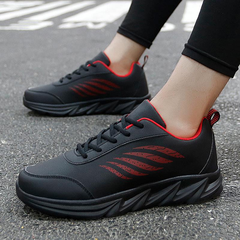 

New sports men s soft-soled lightweight casual shoes, young and young autumn and winter couples leather running shoes 39
