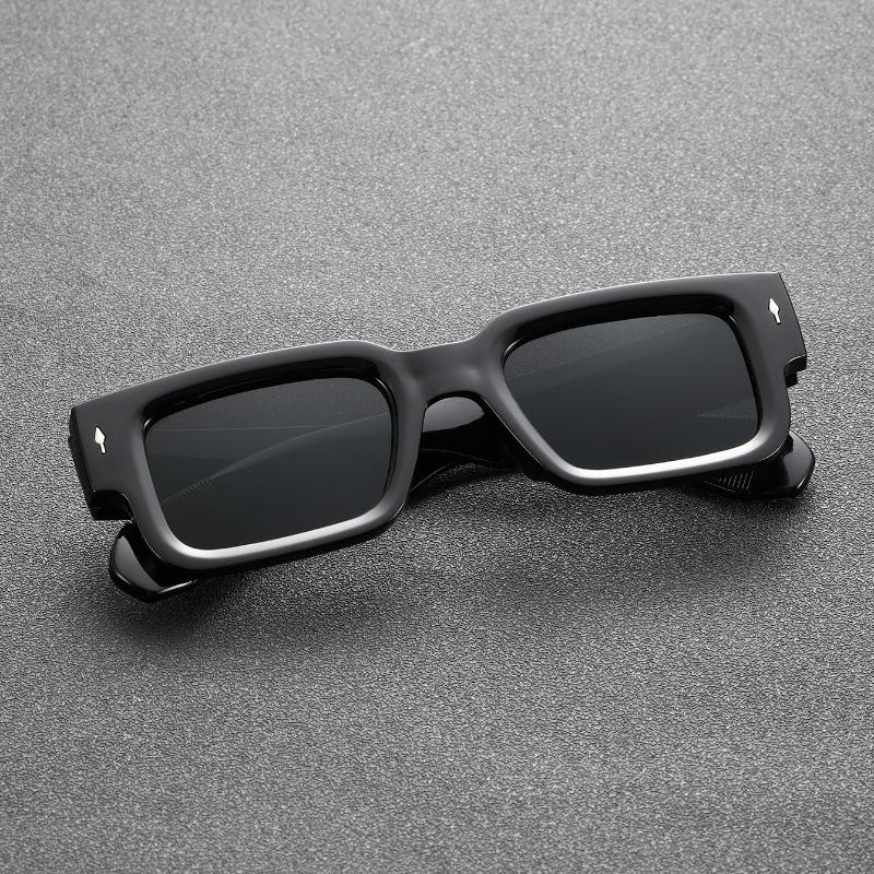 1PC Unisex Square Plastic Frame Trendy Classic Sunglasses for Outdoor Travel UV Protection Accessories Hombre