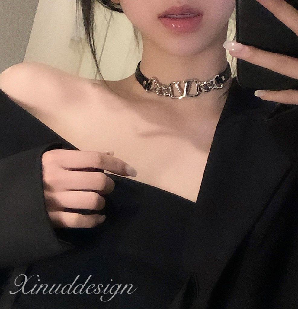 Trending Women's Leather Choker Necklace with Letter Stitching - Light Luxury & Cool Style Clavicle Chain Hot Girl Accessory.