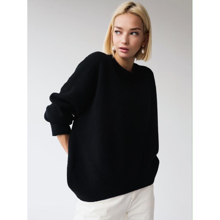 Rose Beauty A Autumn and winter women's knitted round neck loose solid color sweater