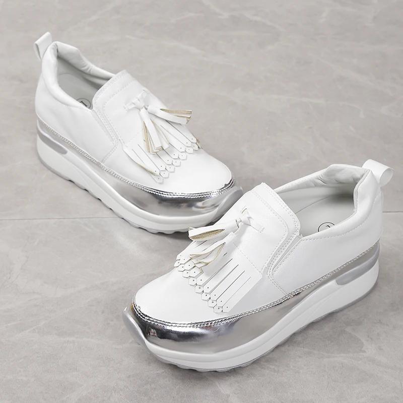 New Brand Designer Breathable Women Shoes Platform Casual Shoes Slip On Woman Sneakers