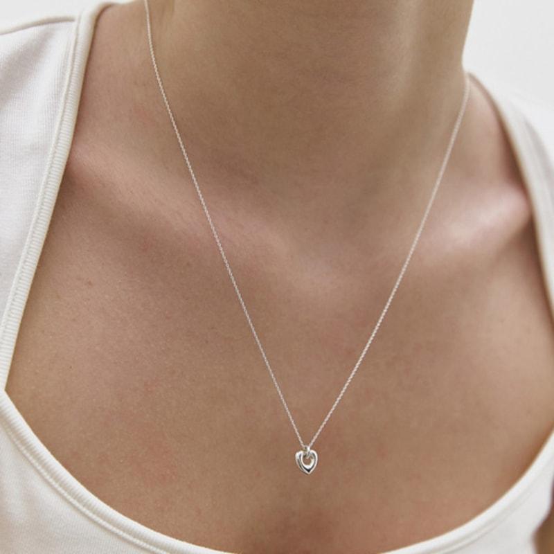 Mimesi Open Heart Necklace