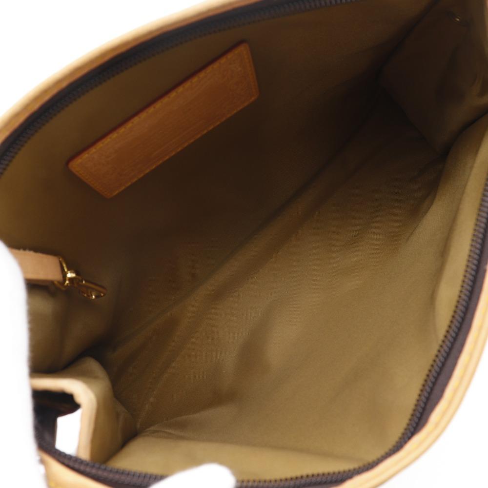 HUNTING WORLD Battling cross Business Bag khaki Polyurethane unisex Used