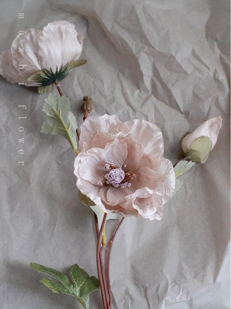 Vallmo Konstblommor - Lyxig Blomsterbukett för Vardagsrumsinredning