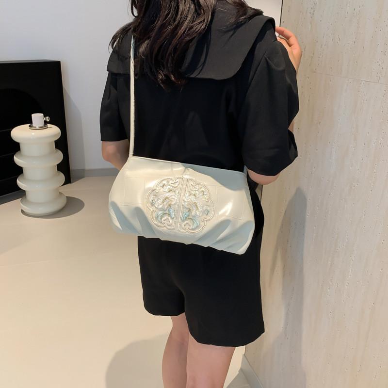 Stilvolle 2024 Frühling Sommer Neue Schulter Crossbody Tasche Für Trendige Frauen In Weiß Und Schwarz