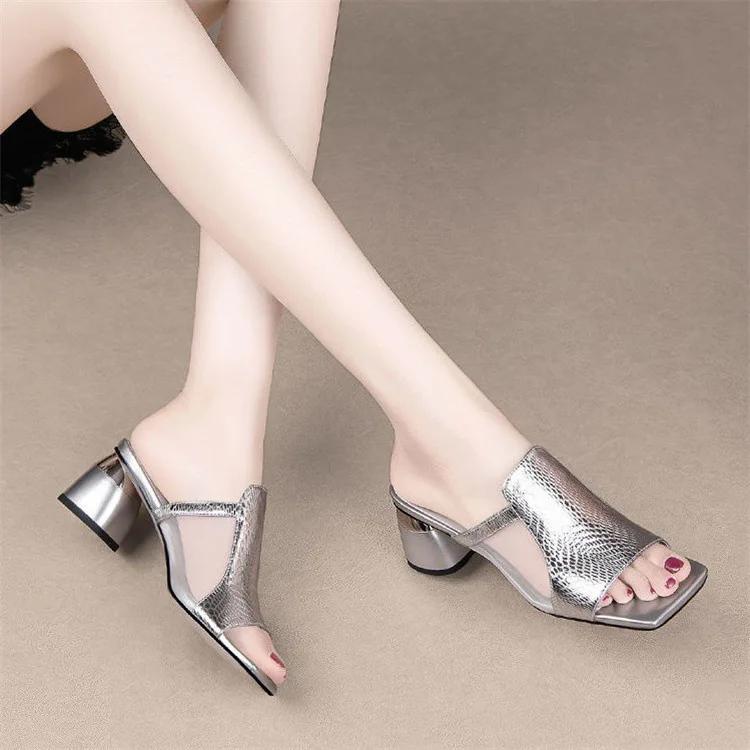 New Women's Shoes Fashion Large Size Breathable Thick Heels Comfort Square Head Slippers Shoes for Women Zapatos De Mujer 2025