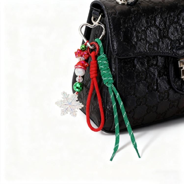 Merry Christmas Key Fob With Glitter Details Premium Resin Craftsmanship Christmas Car Decoration For Festive Styling