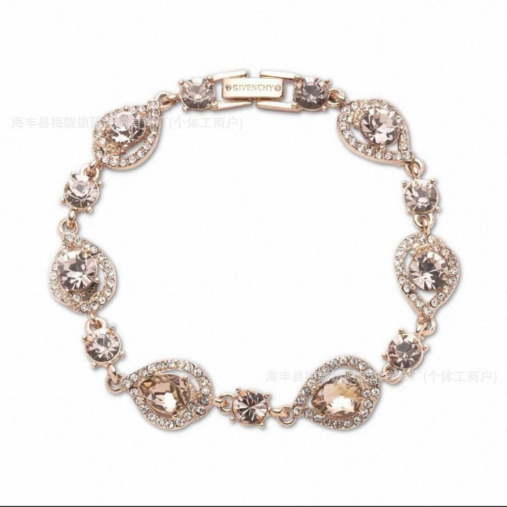 Gvc Jijia High-quality Pear-shaped Edge Bracelet Super Flash Hollow Water Drop Crystal Inlaid Jewelry for Girlfriend Gift