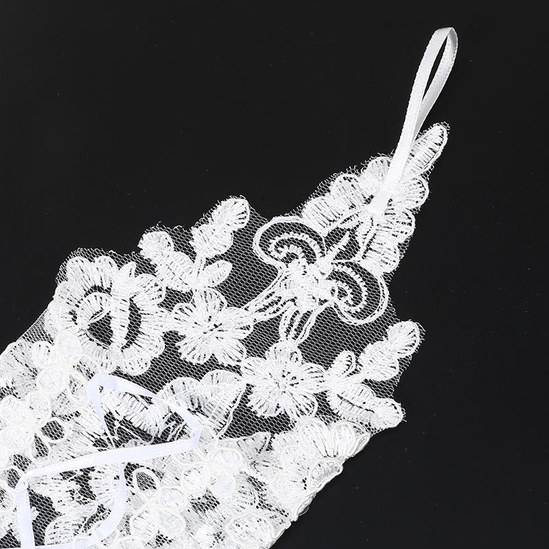 Elegant Lace Bridal Fingerless Gloves Women Fashion Short Gloves for Wedding Party Opera Prom Halloween