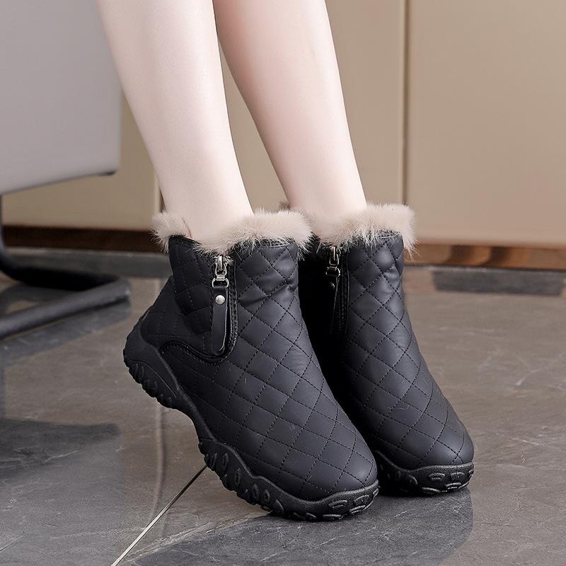 Women's Large Size Soft Sole Winter Warm Fur One Anti-slip Snow Boots Padded Lined Ankle Boots Windproof Outdoor Sports Cotton Boots