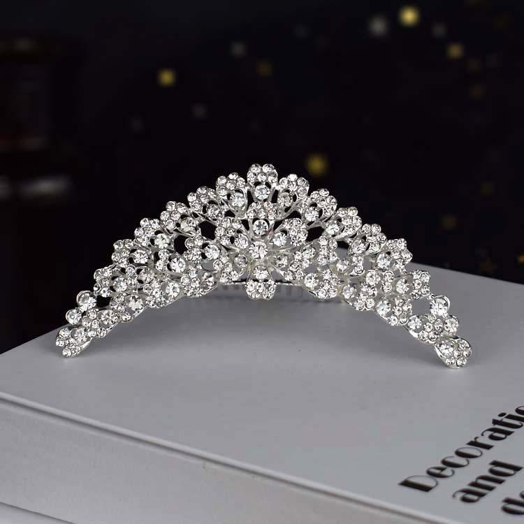 Children's Rhinestone Pearl Crown Hair Comb: Headdress Ornament for Photo Studio or Wedding