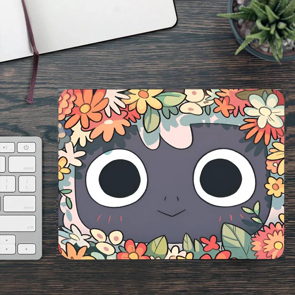 Cult Of The Lamb Gaming Mousepad Small LockEdge Mouse Pad For Gamers Computer Desk Pad Rectangular Anti-slip Rubber