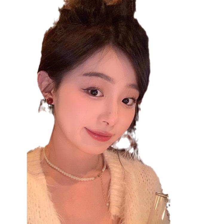 Autumn & Winter Pearl Stud Earrings – Red Bean, 2024 High-End Light Luxury Style for Women