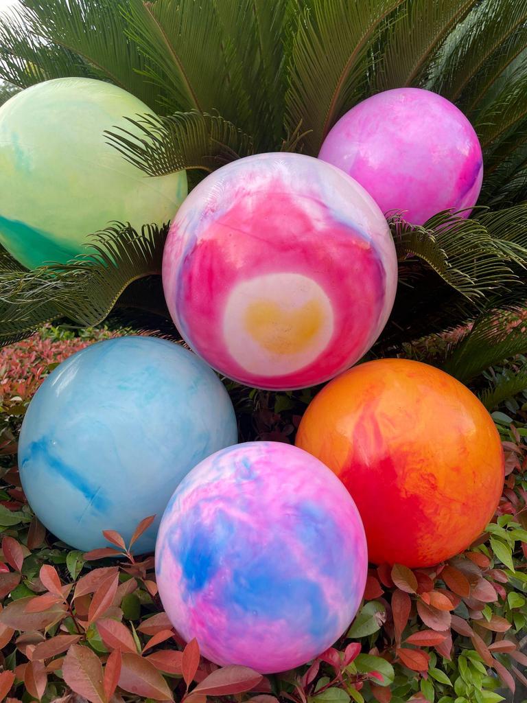 Lelebao Eco-Friendly Inflatable Cloud Color Beach Ball for Kids