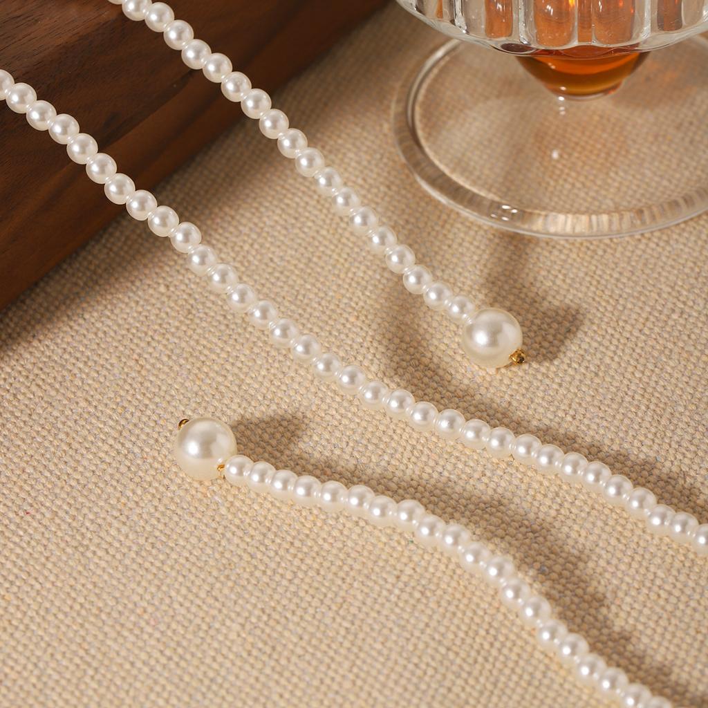 French Retro Pearl Necklace for Women, Light Luxury Elegant Multi-layered Stacked Sweater Chain