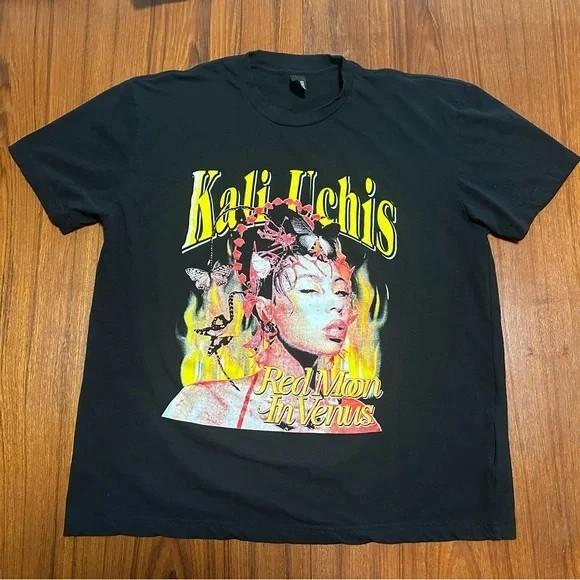 New Kali Uchis Red Moon in Venus Gift For Fans Unisex S-5XL Shirt UK99 Unisex T-Shirt M
