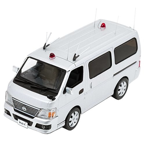 Hiko Seven RAI'S 1/43 Nissan Caravan (E25) Police Headquarters Security Department Radio Vehicle (Finished Product)