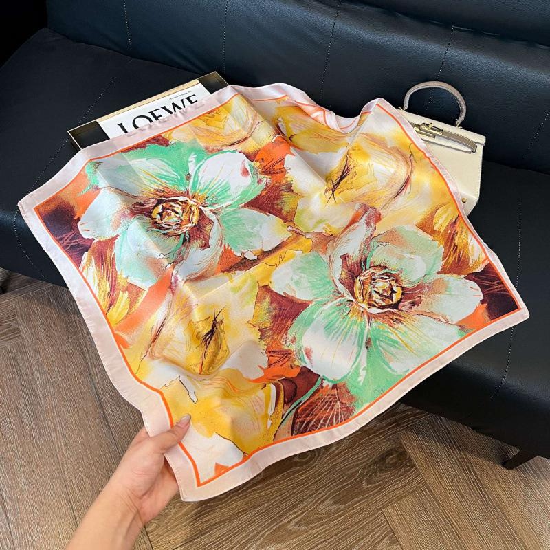 Fashion Black and White Printing Temperament Square Scarf Imitation Silk Korean Version Decorative Scarf Scarf Professional Decorative Shawl Silk Scar