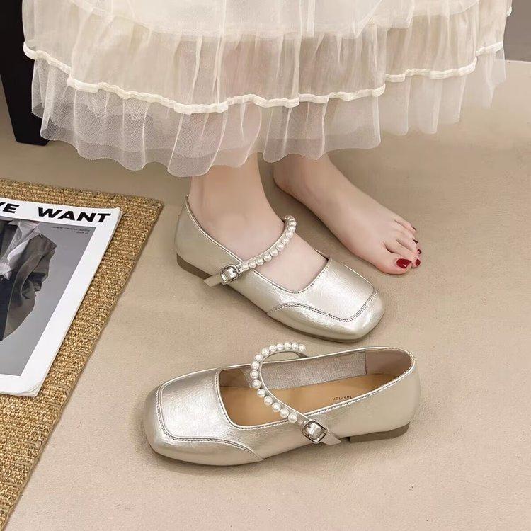 Beautiful flat-bottomed French silver light-mouth single shoes for women's 2025 autumn new models with skirts Mary Jane small leather shoes evening s