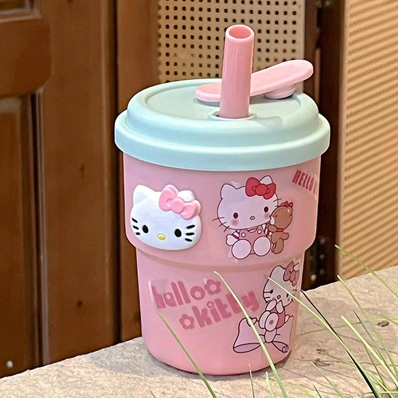 

Cute Hello Kitty Straw Cup 420ML Large Capacity Plastic Coffee Cup Fashion Cartoon Sanrio Water Bottle Birthday Gift For Friends розовый