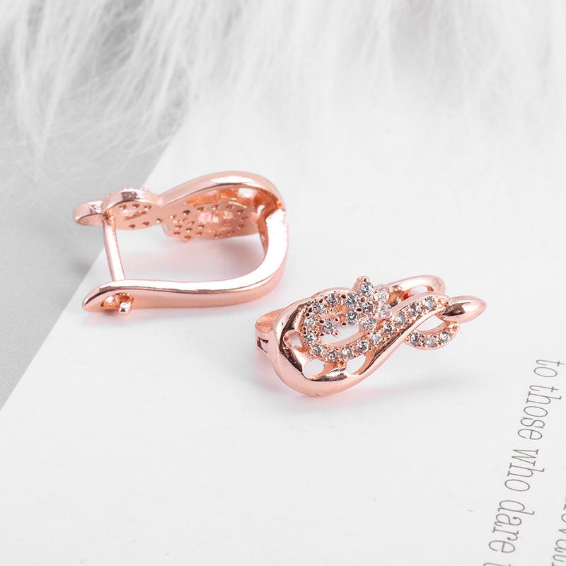 1 Pair of New Fashionable Women's Personalized Trendy Creative Design Water Droplet Earrings Casual Party