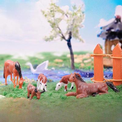 Miniaturní figurky zvířat: Dobytek, ovce a koně pro modely pískového stolu