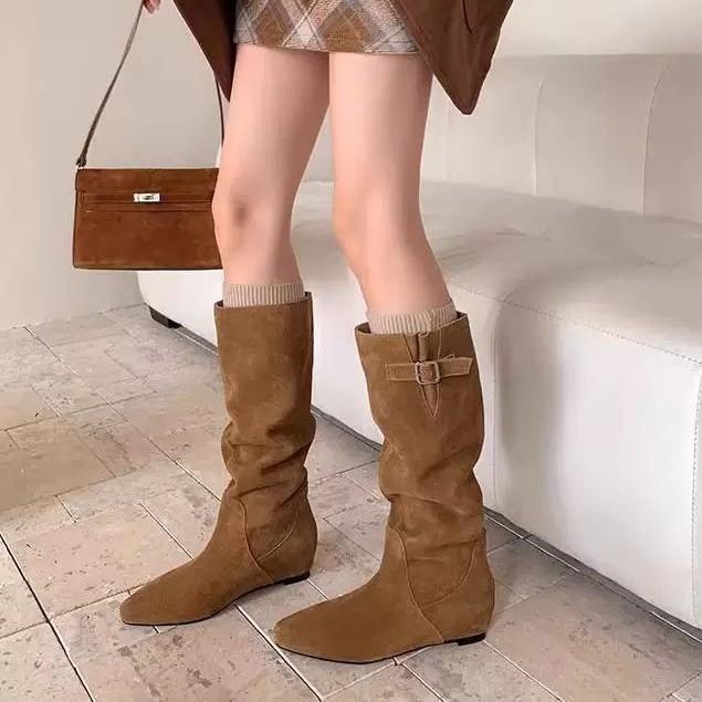 French Suede Medium Boots Women's 2025 Autumn and Winter New Pointed Matte Retro But Knee Western Cowboy Women's Boots