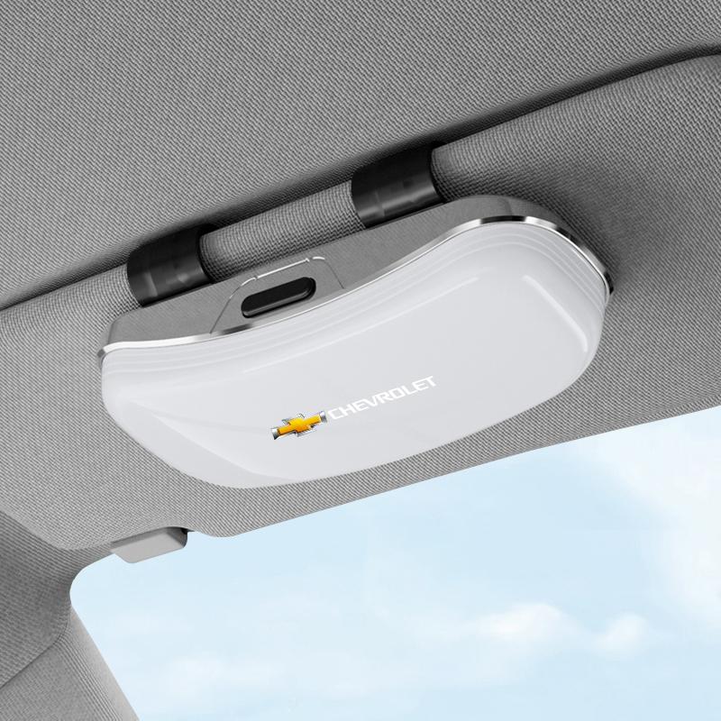 

Car Sun Visor Sunglasses Case Glasses Holder For Chevrolet Cruze Sonic Silverado Trax Bolt Spark Tahoe Z71 Aveo Impala Malibu белый