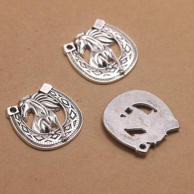 Keychain Holder Souvenirs Gift Vintage Antique Gold Silver Color Horse Pendant Accessories Gift Jewelry