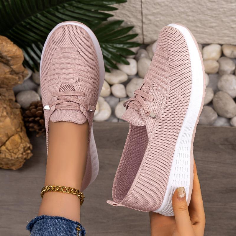 Women's shoes soft sole not tired feet casual shoes light middle-aged and elderly mother shoes wholesale cloth shoes shallow single shoes