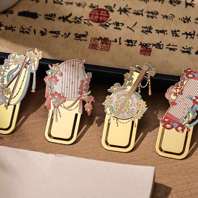 Retro Chinese Metal Hollow Bookmarks with Classical Style High-value Non-legacy Ancient Instrument Exquisite Book Buckle Gift