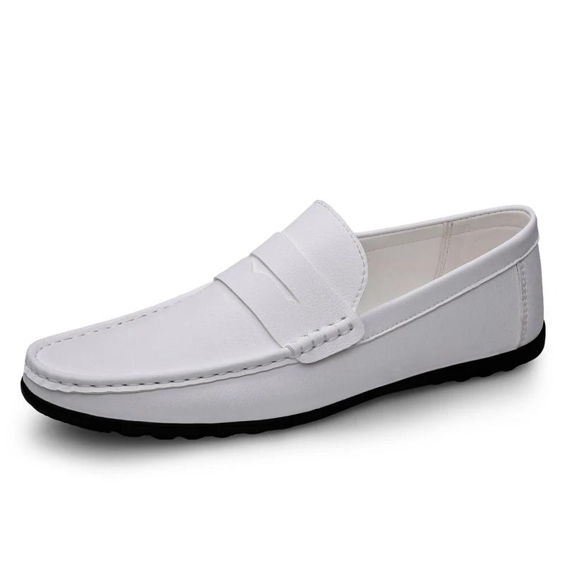 Bean shoes men's 2025 new driving flat bottomed casual style men's shoes trendy and fashionable outdoor lazy loafers