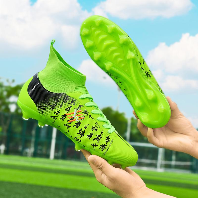 New Soccer Boots Men Football Shoes Cleats Professional Soccer Shoe High-Tops Non-Slip Spikes For Big Boys Wide Training Sneaker