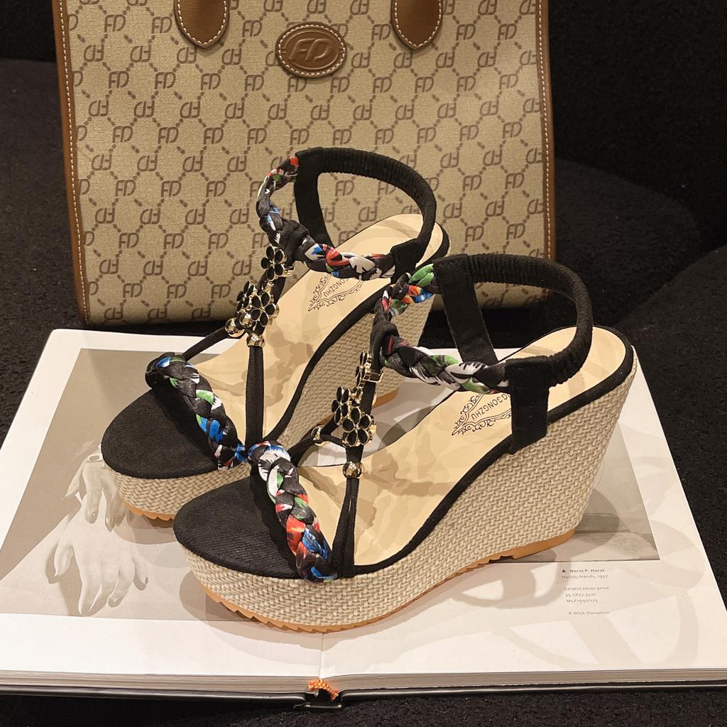 22 new large size sandals wedge heel European and American temperament platform muffin and linen Roman sandals
