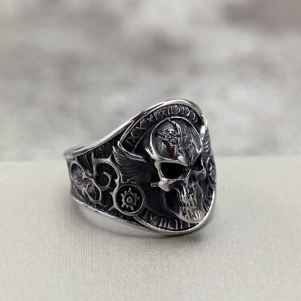 Vintage Stainless Steel Men's Skull Ring Motorcycle Style Band
